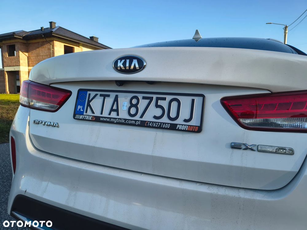 Kia Optima Plug-in Hybrid - 13