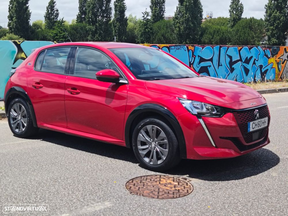 Peugeot e-208 Allure - 15