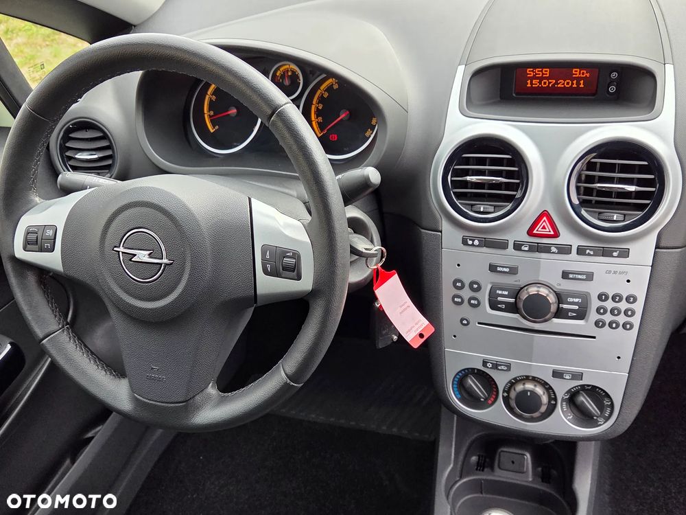 Opel Corsa 2011 photo 5