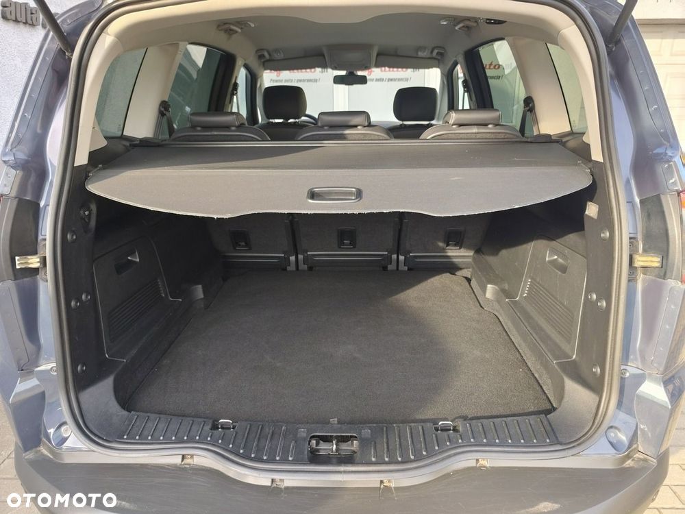 Ford S-Max - 29