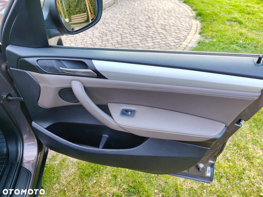 BMW X3 sDrive18d - 37