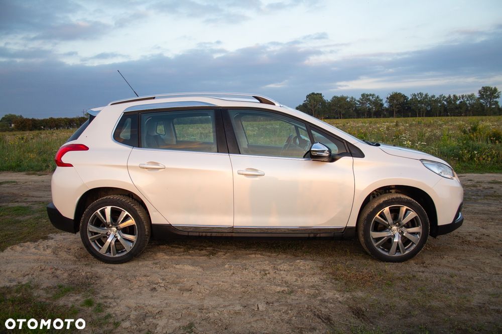 Peugeot 2008 PureTech 110 Stop&Start Allure - 4