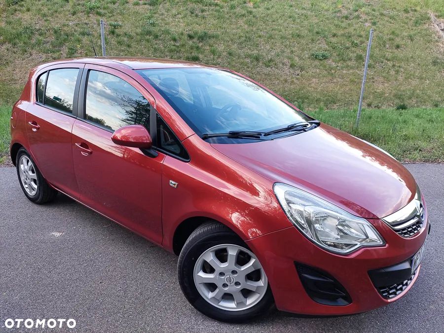 Opel Corsa 1.2 16V Edition / Active - 1