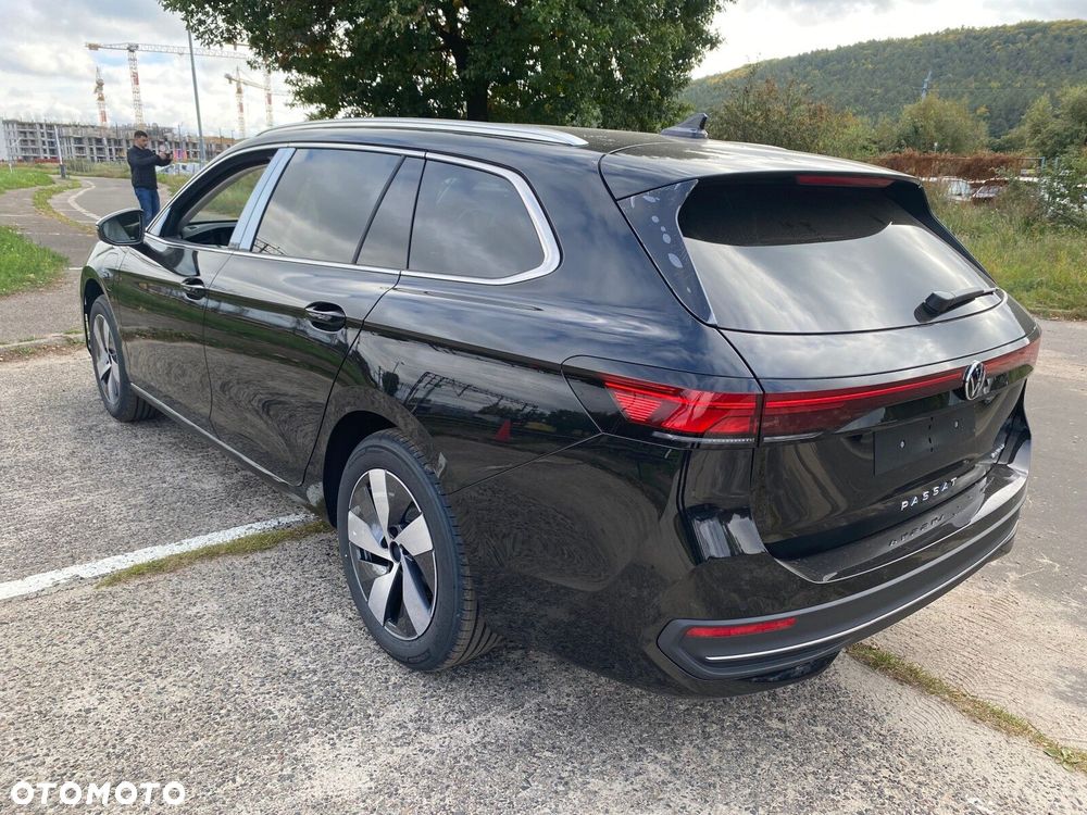 Volkswagen Passat - 7