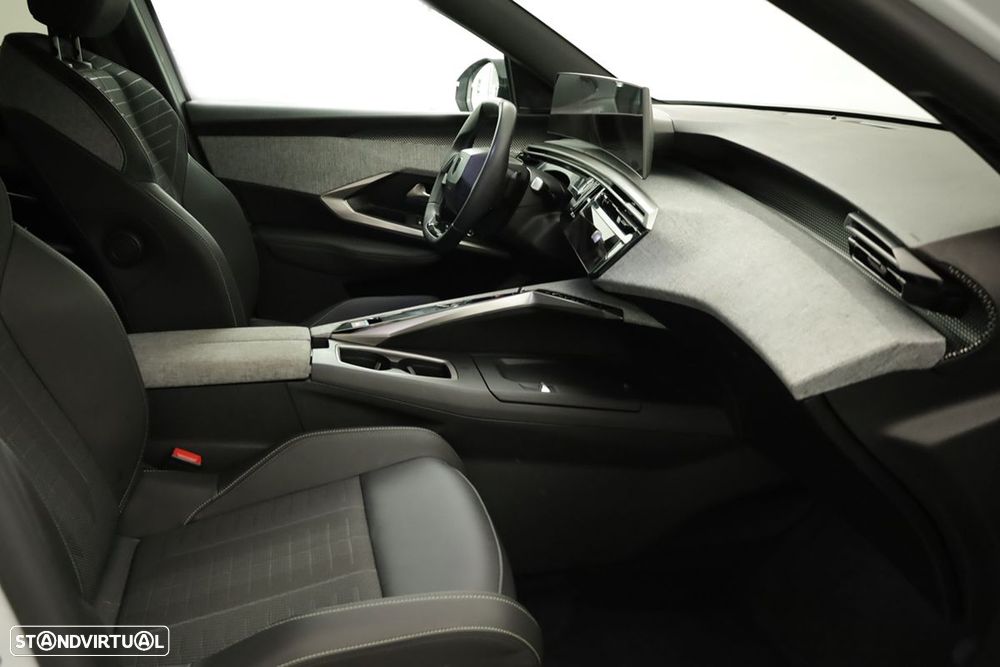 Peugeot 3008 1.2 Hybrid GT e-DCS6 - 21