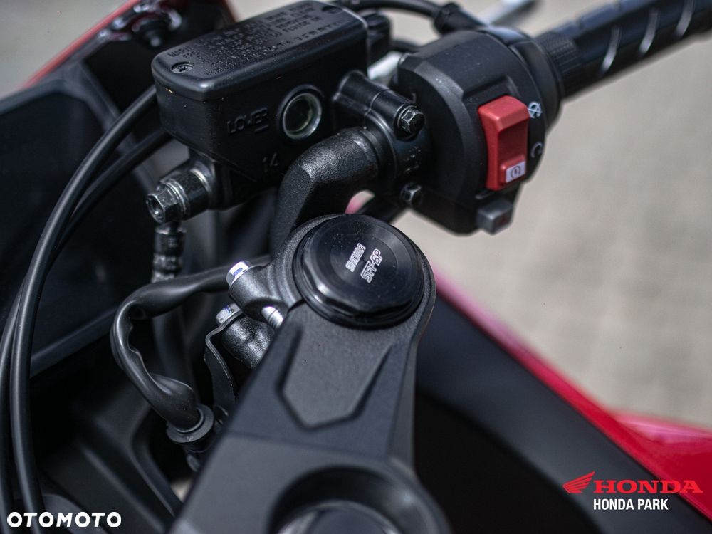 Honda CBR - 7