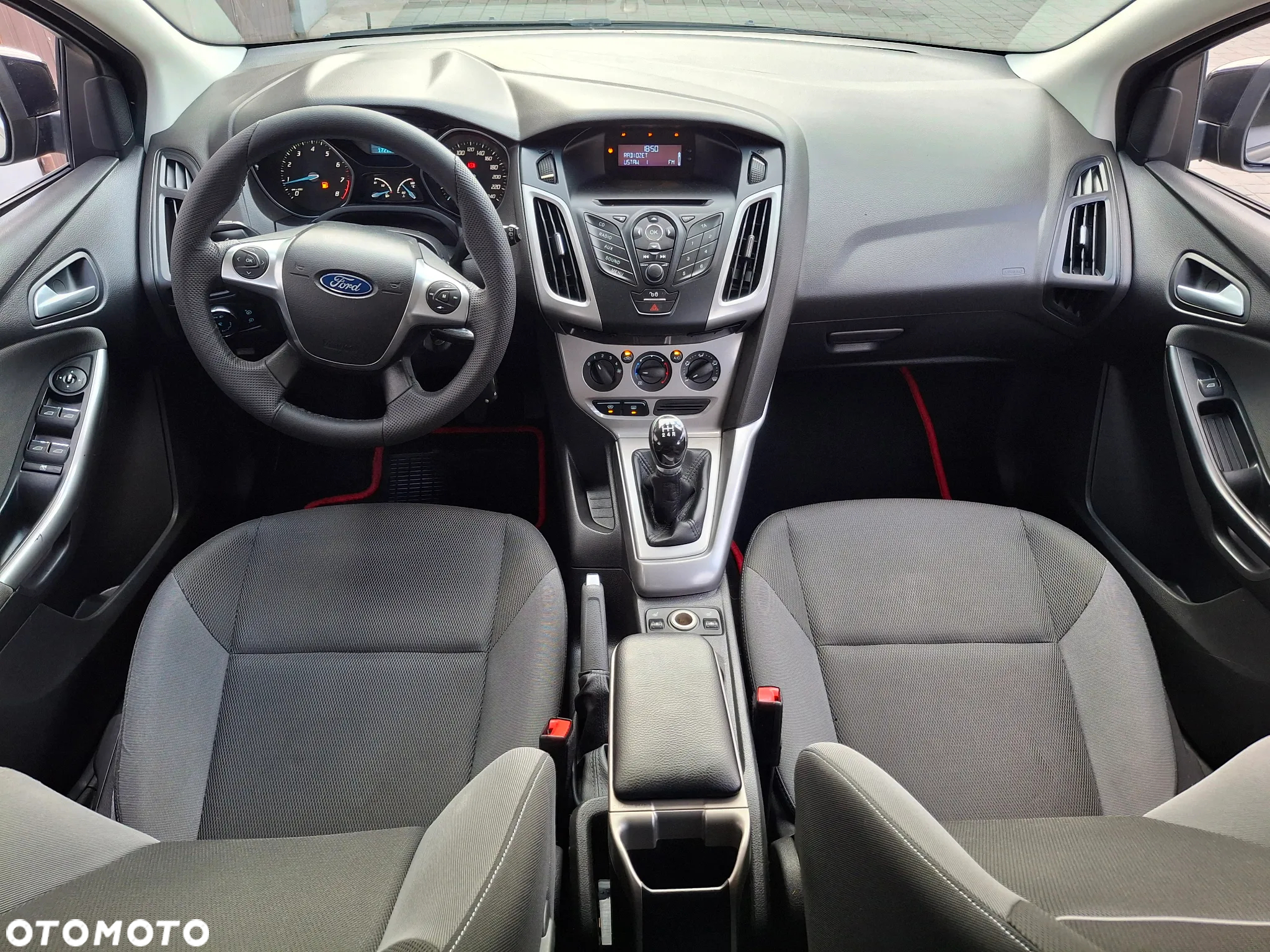 Ford Focus 1.6 Ambiente - 22