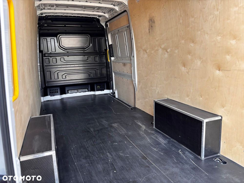 Volkswagen Crafter FURGON 4.490 35 2.0 TDI 130 kW 6-G - 29