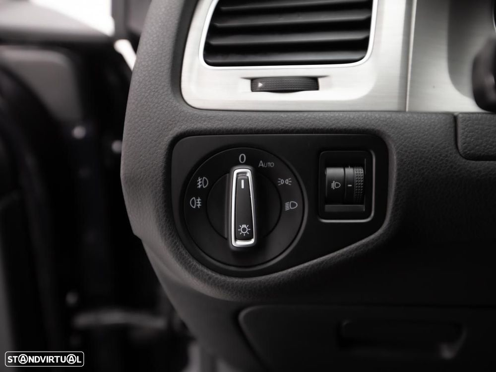 VW Golf Variant - 14