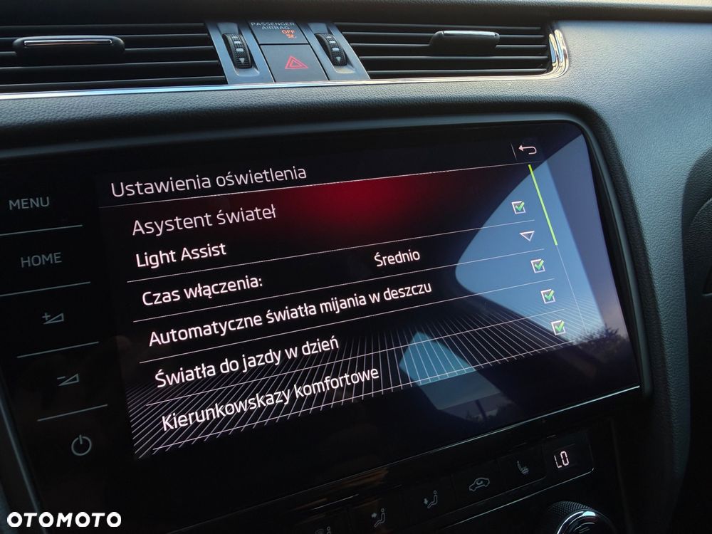 Skoda Octavia 2.0 TSI RS Challenge 245 DSG - 37