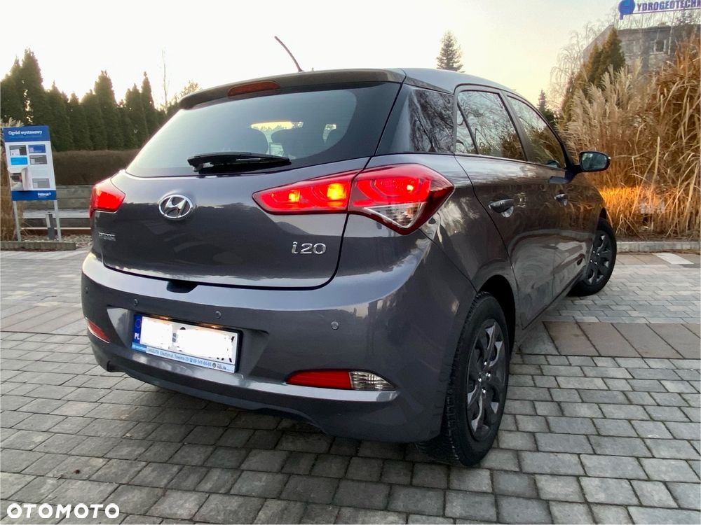 Hyundai i20 1.2 Comfort - 13