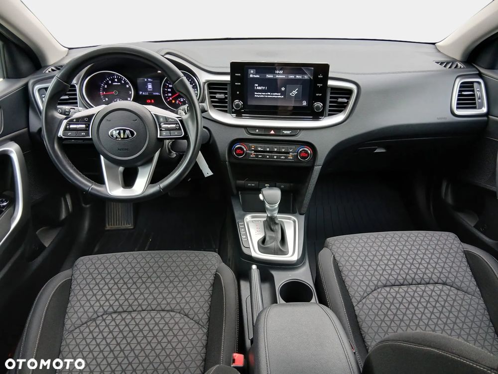 Kia Ceed 1.4 T-GDI M DCT - 10