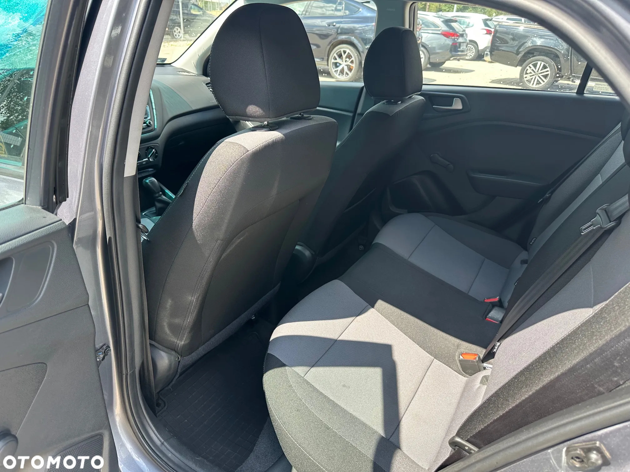 Hyundai i20 1.2 BlueDrive Classic + - 11