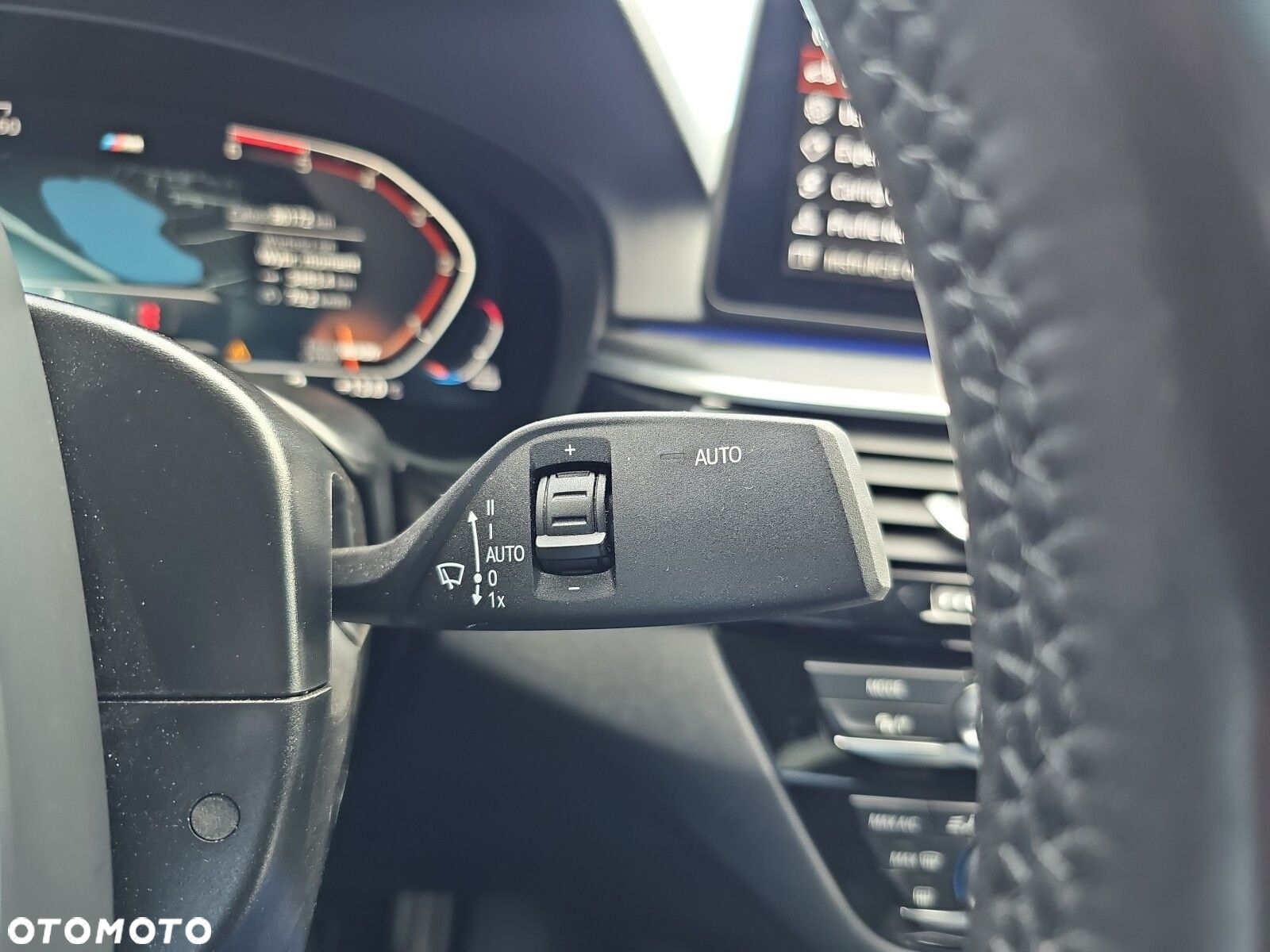 BMW Seria 5 - 16
