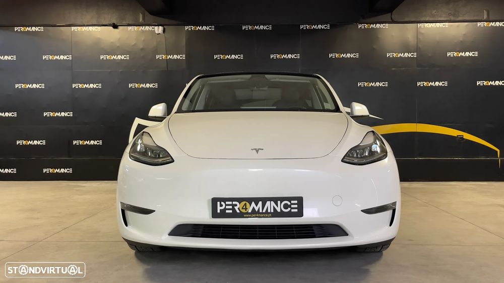Tesla Model Y Performance Dual Motor AWD - 7