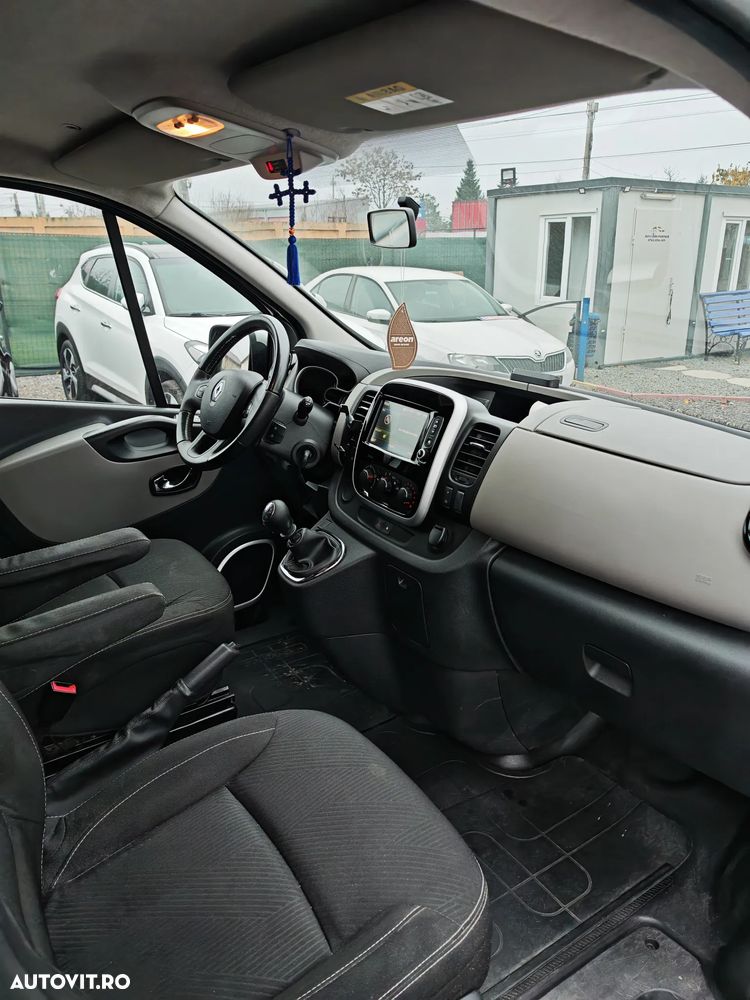 Renault Trafic - 10