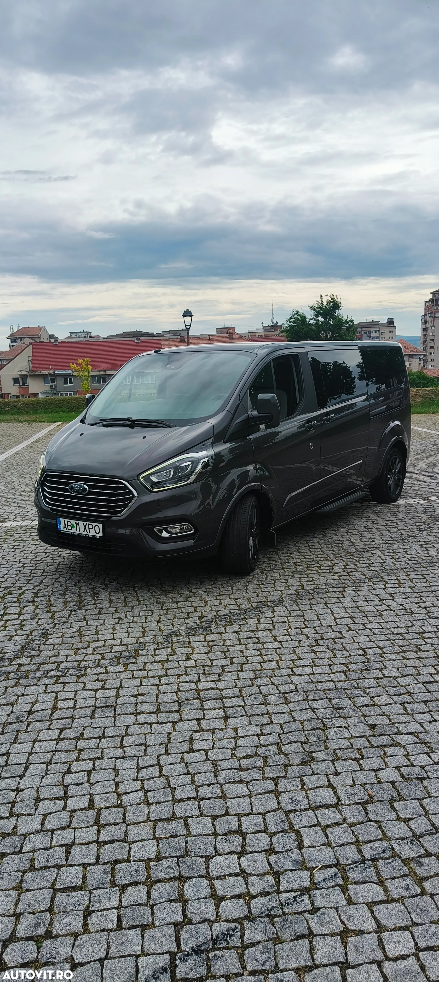 Ford Tourneo Custom - 18