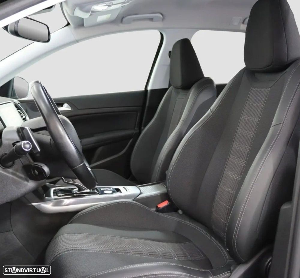 Peugeot 308 SW 1.2 PureTech Allure EAT8 - 14