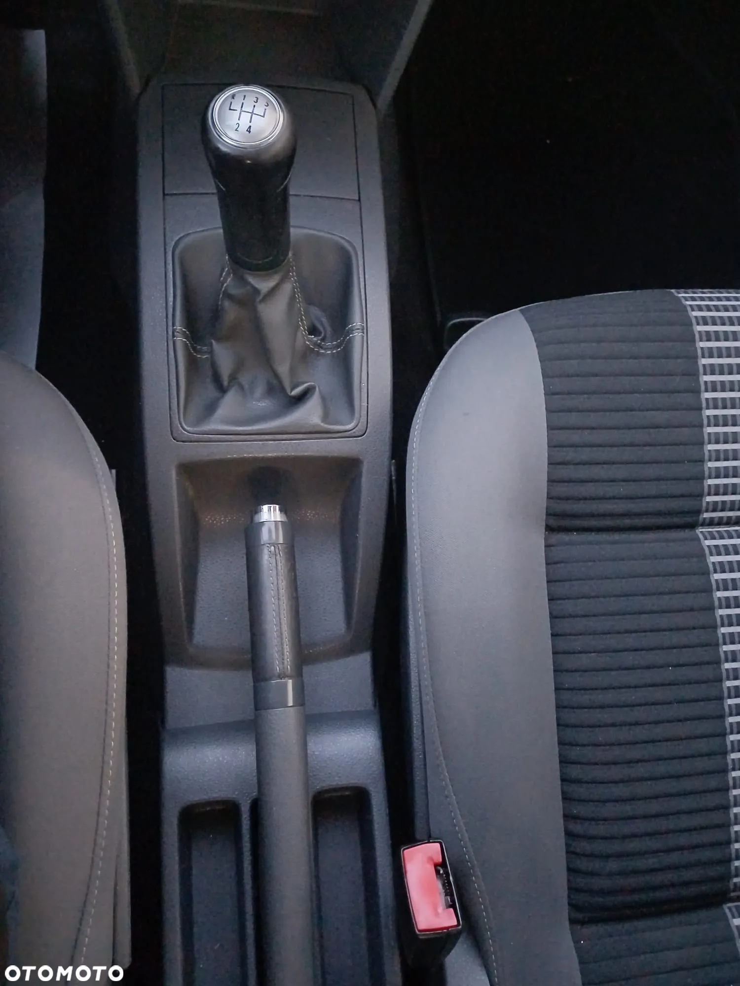 Volkswagen Polo - 17