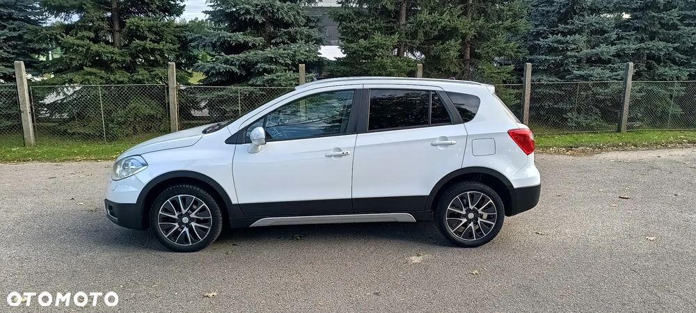 Suzuki SX4 S-Cross 1.6 DDiS Premium Plus 4WD - 4