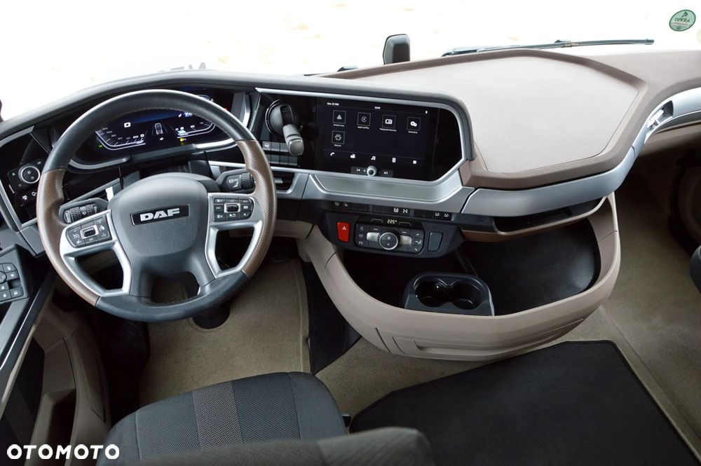 DAF XG+ 530 / ZF INTARDER / BLENDA / KLIMA POST. / MIĘDZYOSIE / FULL LED / ALUFELGI / - 28
