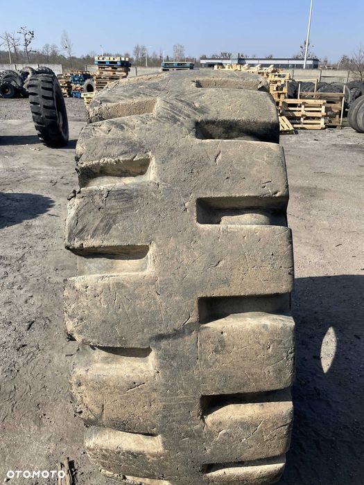 23.5-25 OPONA SKLANA PAYAMLI L5 /  90% bieżnika - 2