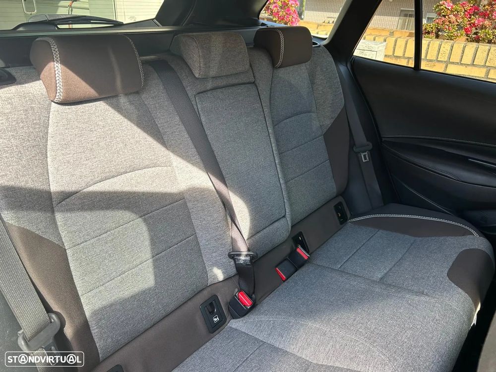 Toyota Corolla Touring Sports 1.8 Hybrid Trek - 29