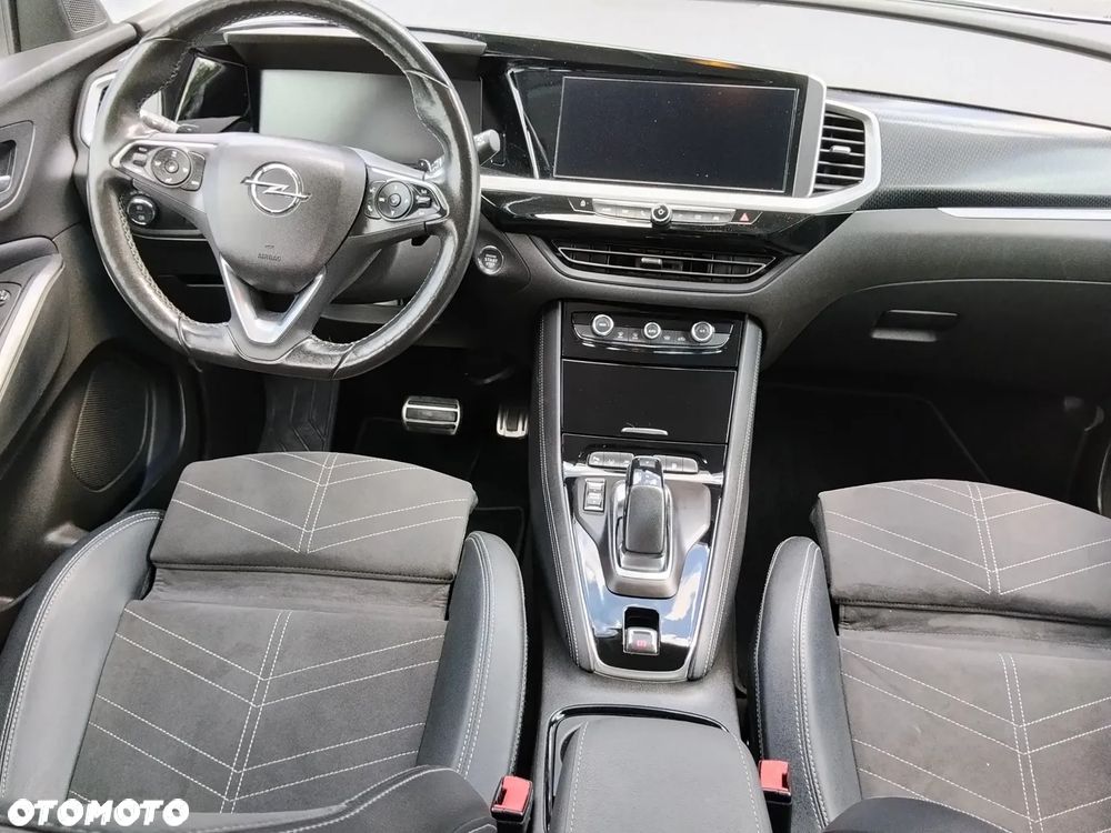 Opel Grandland X 1.6 DI Start/Stop Ultimate - 28