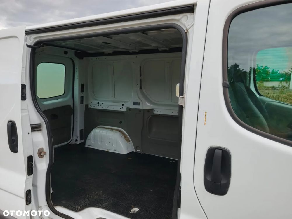 Opel vivaro - 5