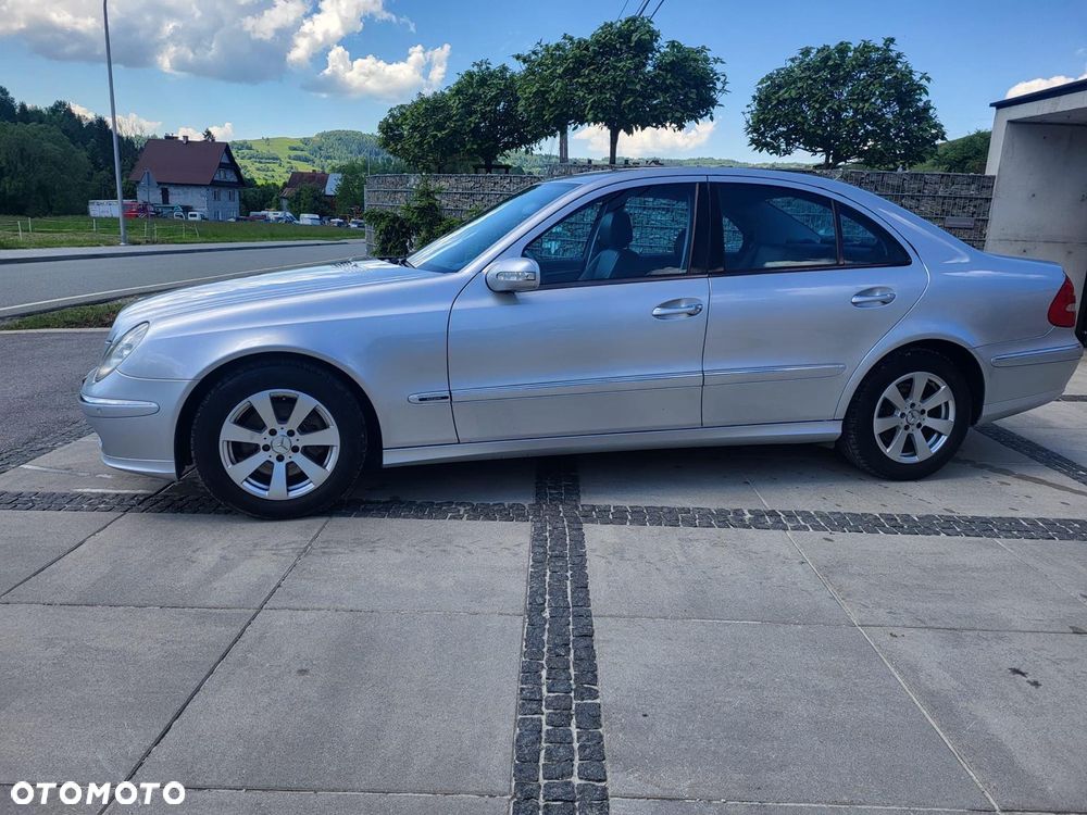 Mercedes-Benz Klasa E 320 CDI 4-Matic T Avantgarde - 10
