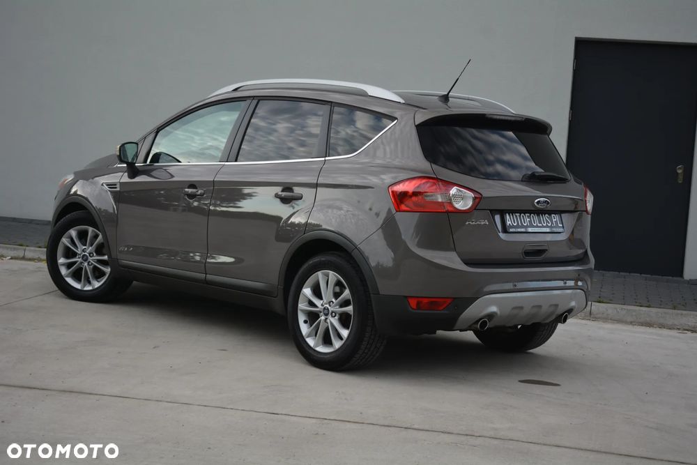 Ford Kuga - 12