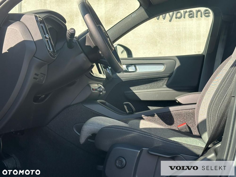 Volvo XC 40 - 23
