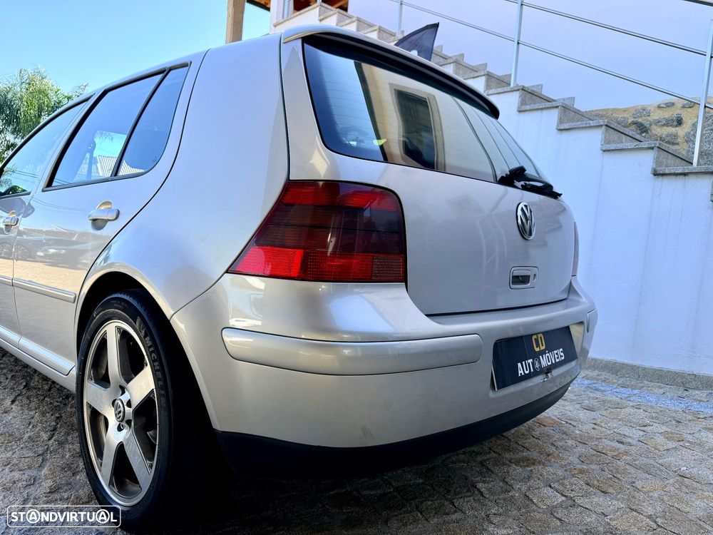 VW Golf 1.9 TDi Highline - 22