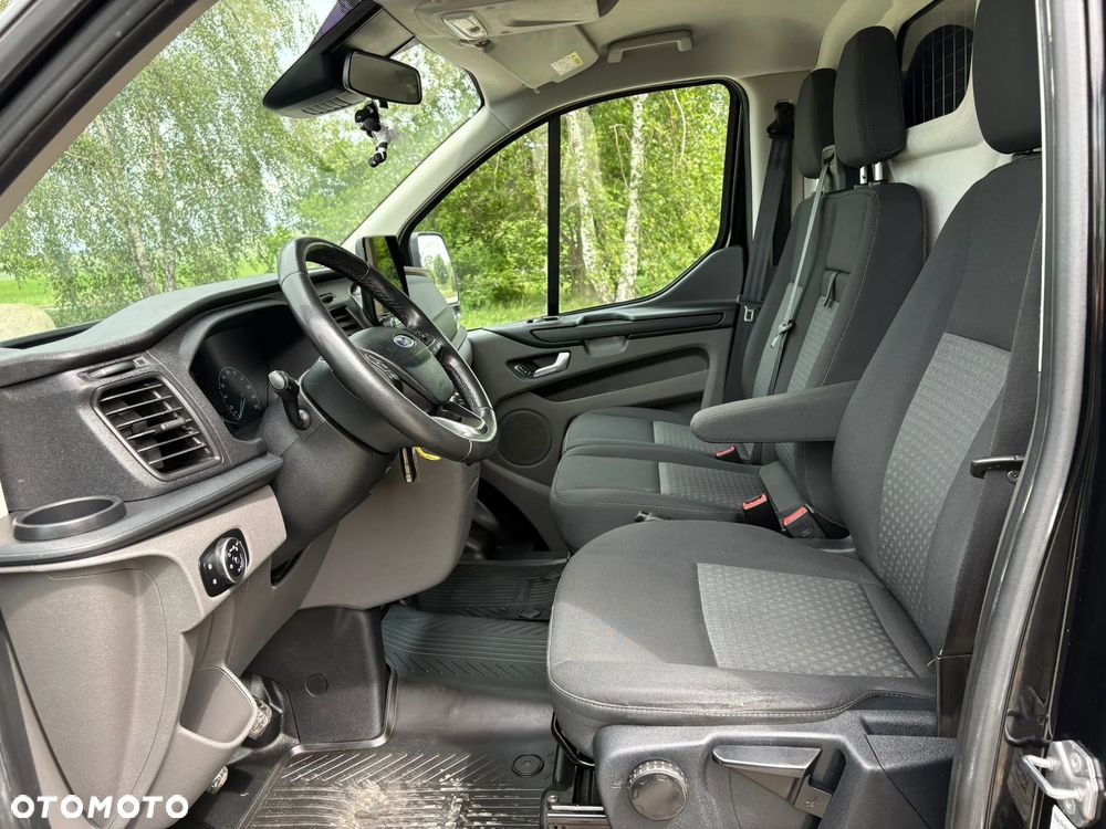 Ford TRANSIT CUSTOM - 7