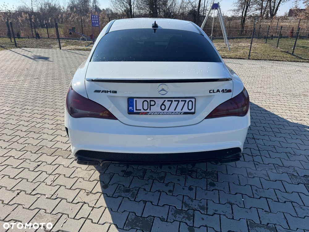 Mercedes-Benz CLA - 4