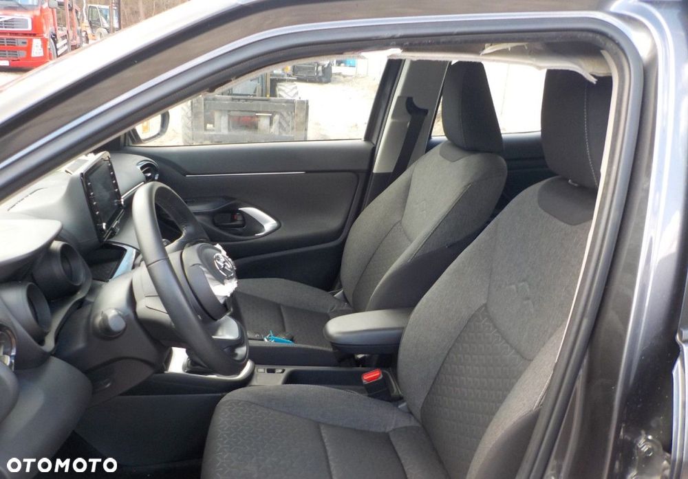 Toyota Yaris Cross - 33