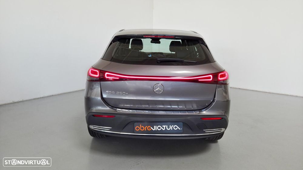 Mercedes-Benz EQA 250+ - 6