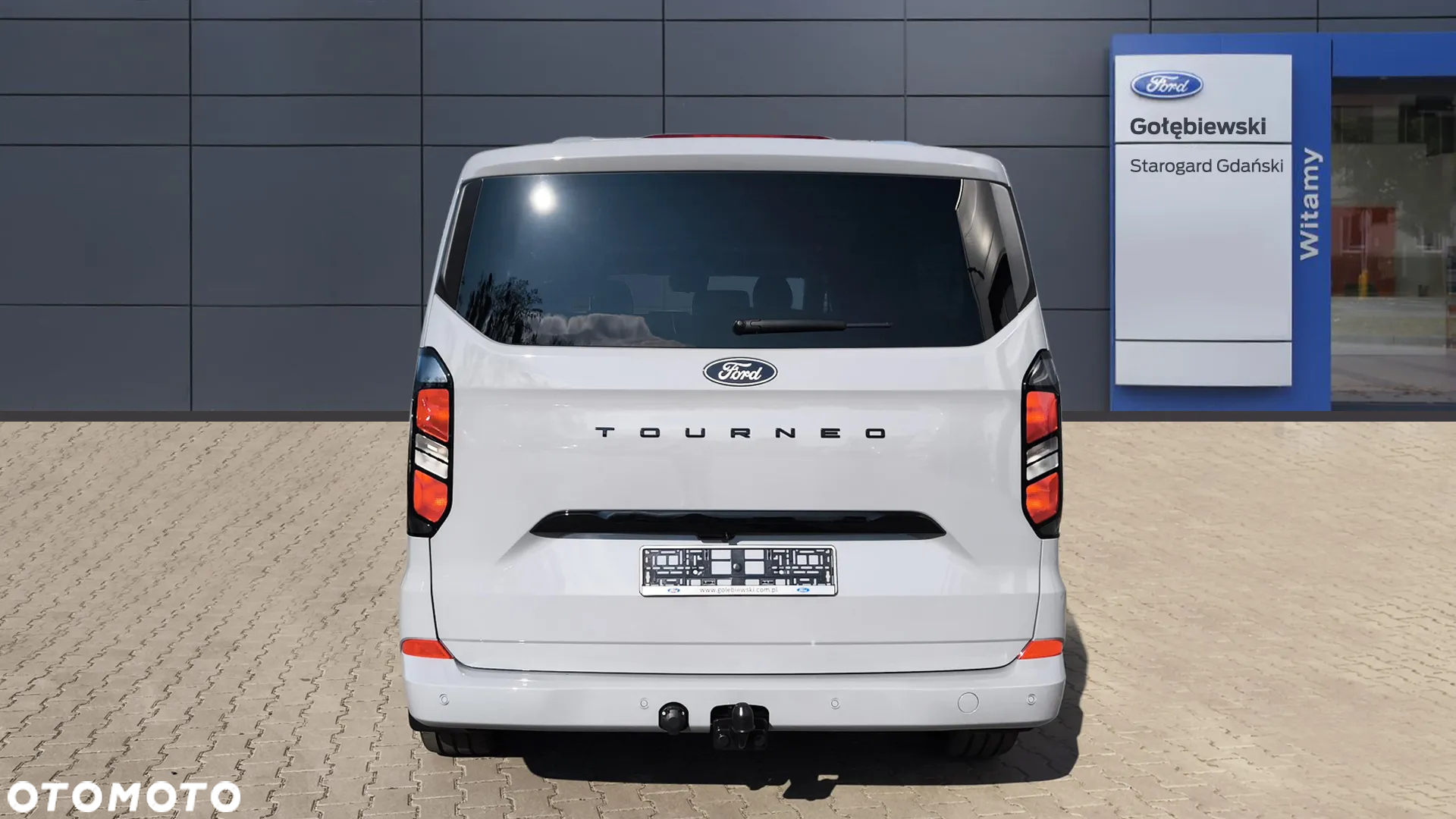 Ford Tourneo Custom 2.0 EcoBlue 320 L2 Titanium - 4