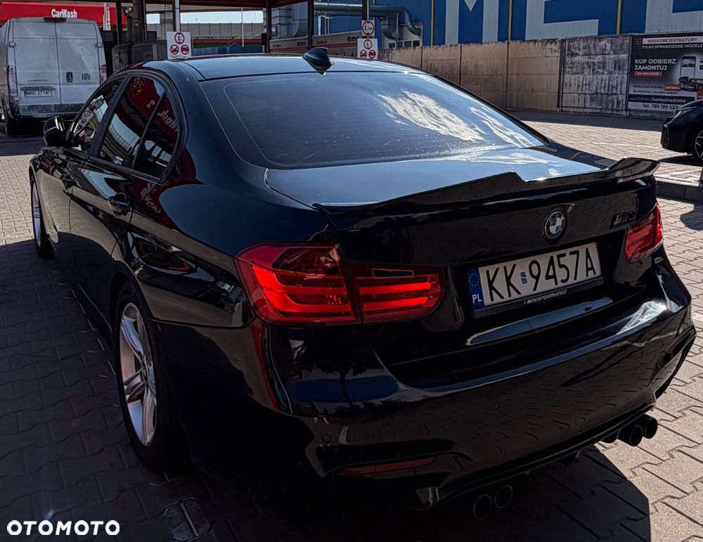 BMW Seria 3 320i Sport-Aut Sport Line - 7