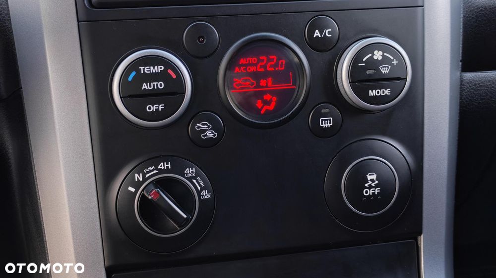 Suzuki Grand Vitara 1.9 DDiS Comfort DPF Limited - 32
