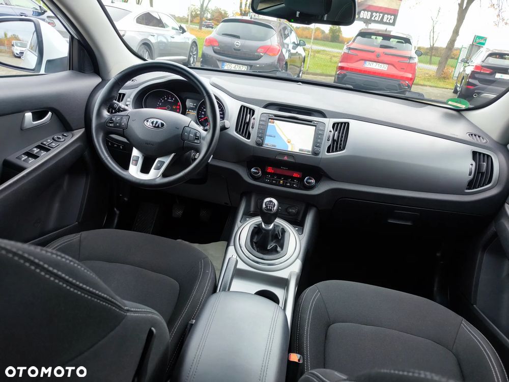 Kia Sportage 2,0 CRDI AWD Dream-Team Edition - 14