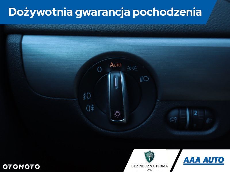 Volkswagen Jetta - 21