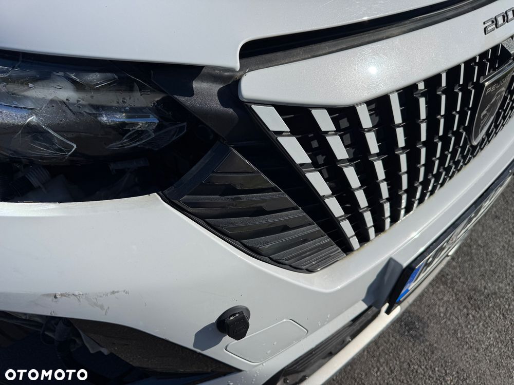 Peugeot 2008 PureTech 130 EAT8 GT Pack - 18