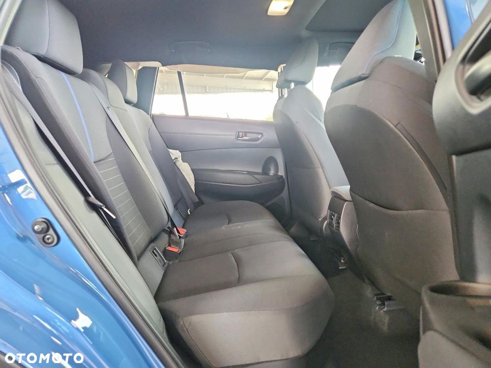 Toyota Corolla Cross - 11