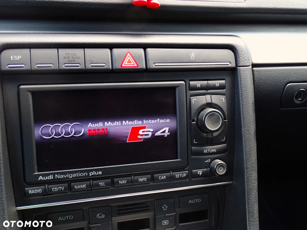 Audi A4 Avant 2.0 TDI DPF S line Sportpaket (plus) - 7