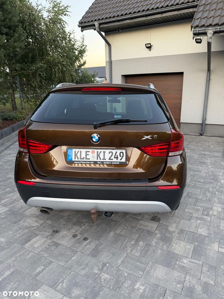 BMW X1 sDrive20d - 12