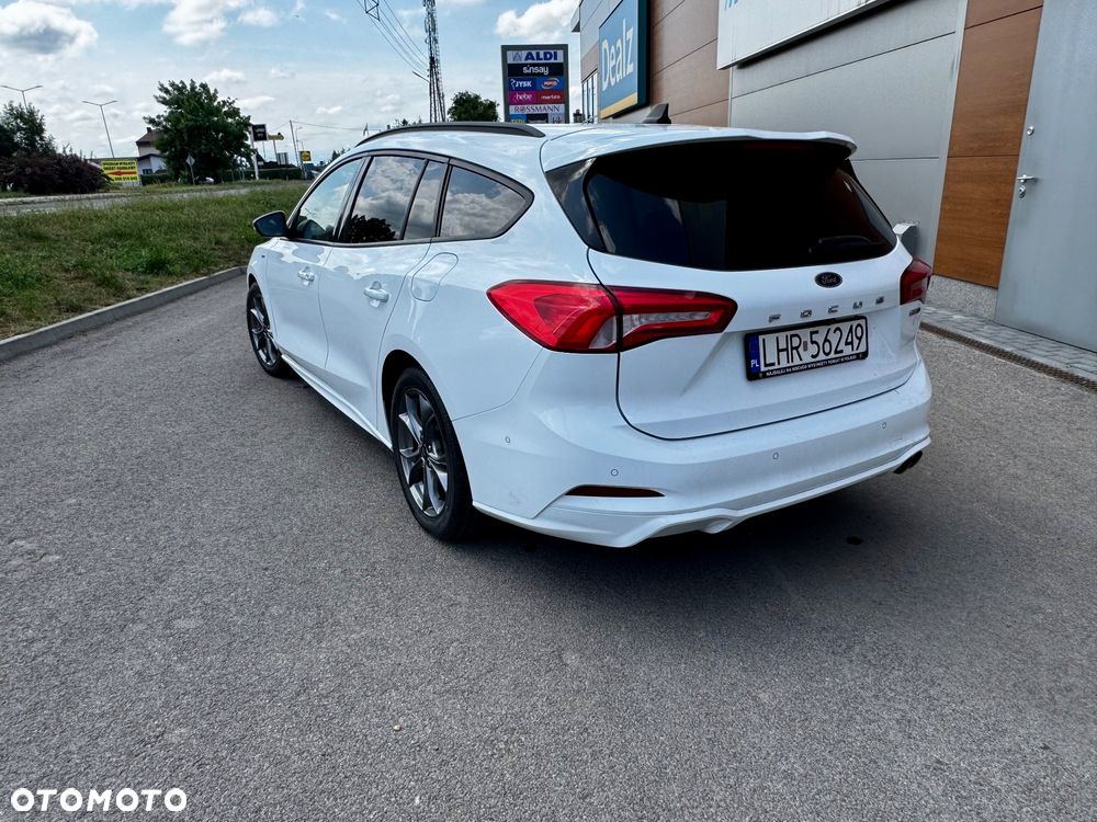 Ford Focus 1.0 EcoBoost Hybrid ST-LINE STYLE - 4