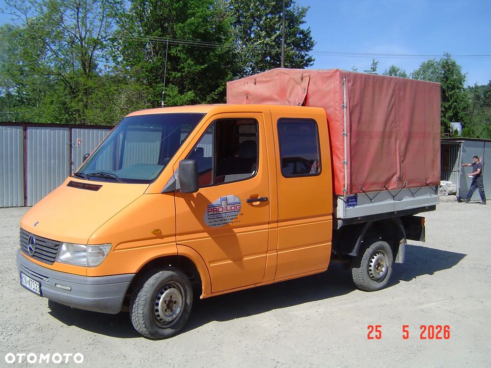 Mercedes-Benz Sprinter - 2
