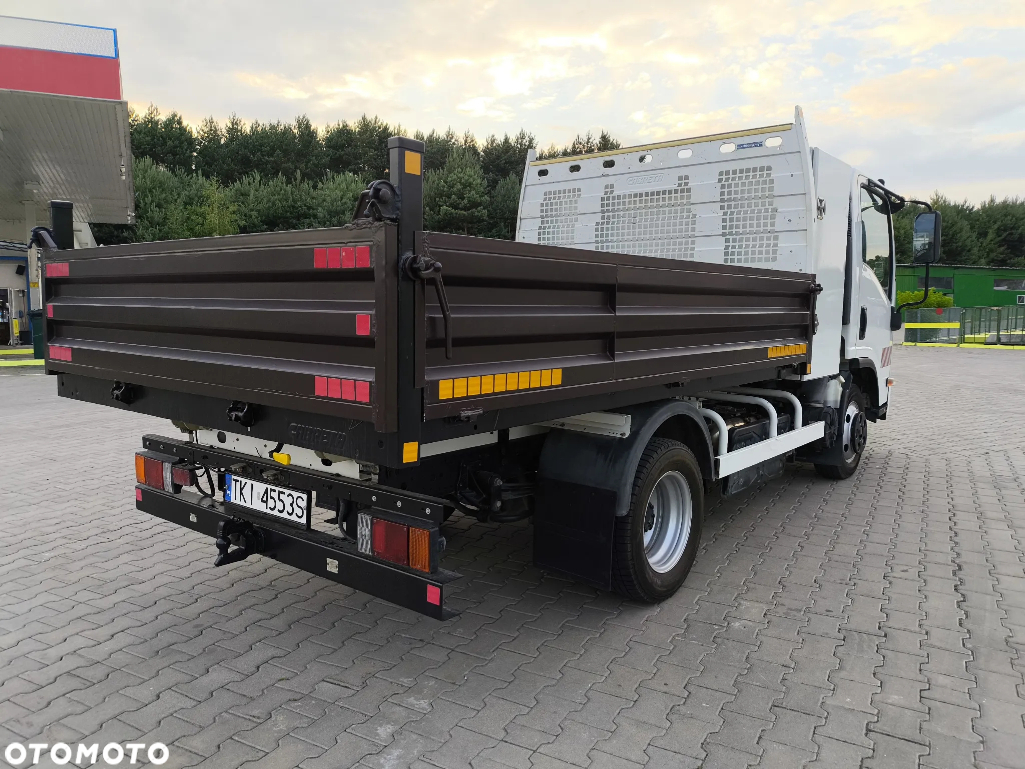 Isuzu N35 - 4