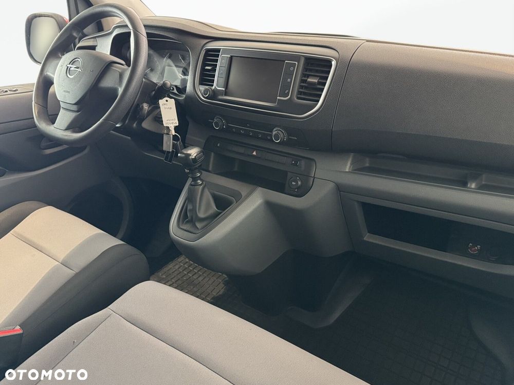 Opel Vivaro - 21